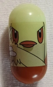 VINTAGE RETIRED SPIN MASTER 2004 POKEMON MIGHTY BEANZ NUMBER 17 COMBUSKEN BEAN - Picture 1 of 4