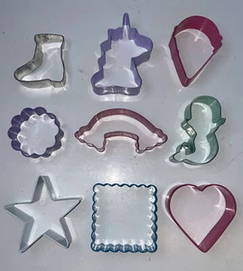 9 piece assortment of cookie cutters - Picture 1 of 11