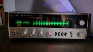 JVC VR-5515 Stereo Receiver AM/FM 20 WPC ( 8 OHMS ) JAPAN 1975 - Picture 1 of 10