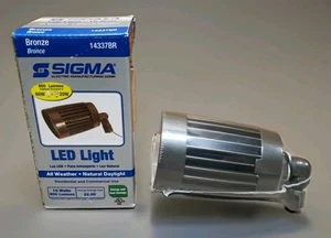 New SIGMA Electric 14337 Bronze 10 Watt 800 Lumens LED Outdoor Flood Light - Picture 1 of 10