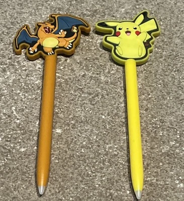 Lápiz óptico Pokémon Pikachu y Charizard Nintendo DS 3DS 2DS 2016 Foto 1 de 4