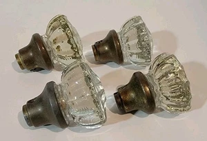 Set Of (4) Vintage 12 Point Glass Door Knobs 2" Brass End - Picture 1 of 9