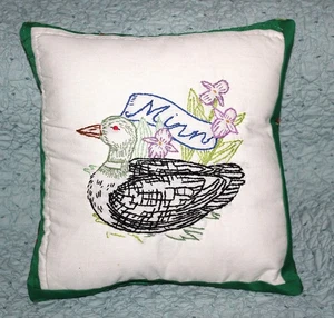 Almohada Acento Minnesota State Bird Flor Hecha de Edredón Vintage - Imagen 1 de 3