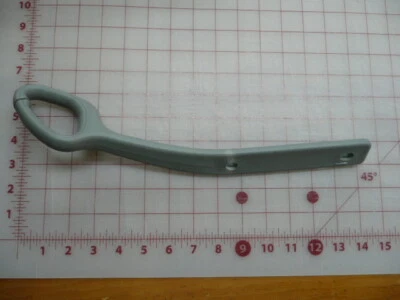 2005-2010 Chevrolet Cobalt / Pontiac G5 - Seat Belt Guide Driver Side (gray) Foto 1 de 4