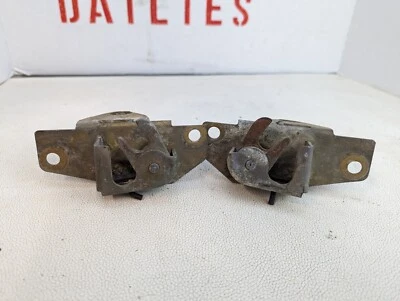 Pestillos para puerta trasera Dodge Rampage 4168177 4168176 Foto 1 de 4