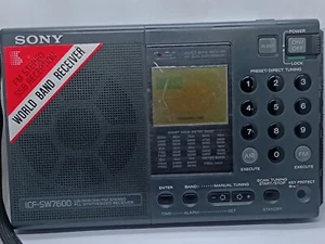 Radio krótkofalowe Sony ICF SW 7600 nie działa martwe na części - Zdjęcie 1 z 8