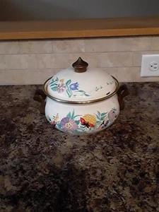 Vintage German Dutch Asta Floral Enamelware Baking Pot w/Lid Brass Handle 1 QT - Picture 1 of 4