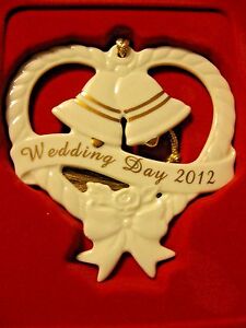 LENOX Porcelain China Annual Wedding Day 2012 Heart & Bells Ornament NIB
