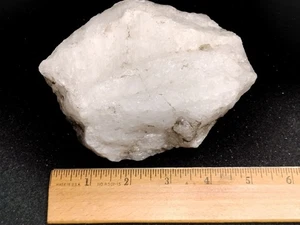 2 pound piece of Natural Rough Milky Snow White Quartz Rock collectors gemstones - Picture 1 of 4