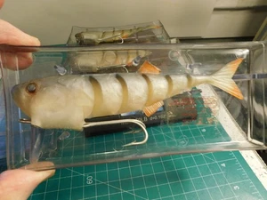 Sosy of France Leurres Animes 6 3/4" Large Jointed Rubber Fishing Lure - Picture 1 of 10
