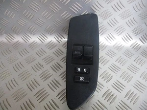 Toyota Auris 2008 1,6 gasolina lado del conductor interruptor eléctrico 74231-02540 - Imagen 1 de 3