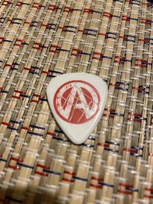 Guitarra ATREYU Dan Jacobs 2008 Tour Pick Blanco/Rojo Brillo Myspace/Corte Foto 1 de 2