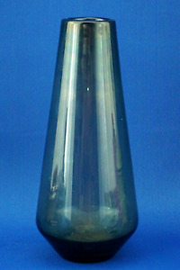 Wilhelm Wagenfeld designer Germany smoked glass vase design 1900 XX Murano style
