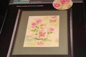 Botella de perfume mariposas flores artista contado punto de cruz kit nuevo en paquete - Imagen 1 de 1