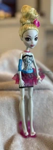 Monster High Dot Dead Gorgeous Lagoona Blue Doll with Phone 2011 - Picture 1 of 7