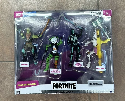 Fortnite Squad Mode Glow In The Dark 4 Action Figure Pack NEW 2022 Cover