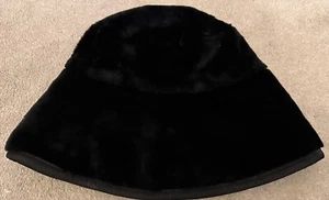 GILLY FORGE LONDON black Faux Fur Hat with 100% Leather Piping Trim - Picture 1 of 7