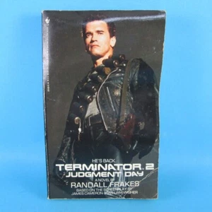 Terminator 2 Judgment Day by Randall Frakes Paperback 1991 Bantam Book *BENT* - Picture 1 of 19