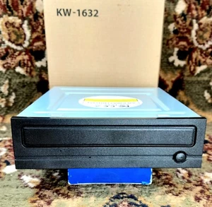 New in Box DVD Rom Drive model: KW-1632 S/N KWIAT14U16237 5V=1.5A. 12V=1.5A - Picture 1 of 6