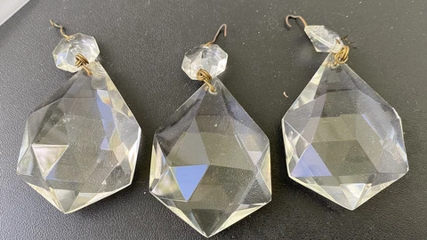 Lot #4-3 - Crystal Clear Pendant For Lamp, Drops Cover