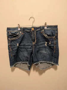 Hydraulic Bailey Denim Womens Distressed Jean Shorts W/ Stud Details Size 20 - Picture 1 of 3