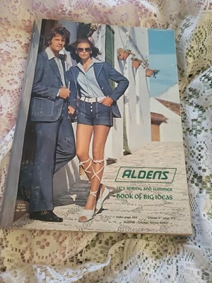 Alden's 1972 Spring And Summer Book Of Big Ideas Catalog, 703 Pages - Image 1 of 4