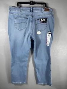 LEE Regular Fit Straight Leg Jeans Women's Size 10W Petite Mid Rise New W/ Tages - Picture 1 of 6