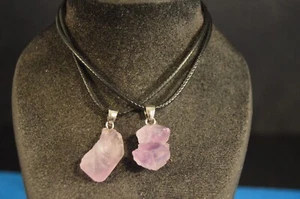 Lot of 2 LAVENDER QUARTZ HEALING CRYSTAL PENDANT NECKLACES Fashion Jewelry NEW B - Picture 1 of 7