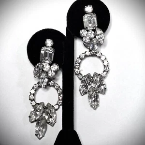 Pendientes colgantes de diamantes de imitación transparentes de colección 2,5" de largo BODA tornillos trasero - Imagen 1 de 6