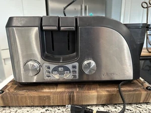 West Bend TEMPR100 Egg & Muffin Toaster 4 Slot Toaster Egg Poacher Meat Warmer - Picture 1 of 14