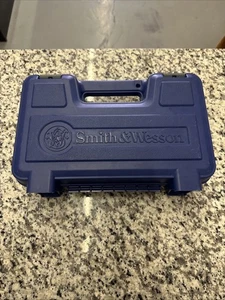 Smith and Wesson Hartplastik Pistolenkoffer leer blau mit Schaumstoff Zustand gebraucht - Bild 1 von 9