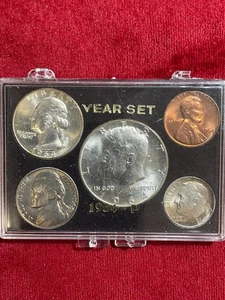 1964 Mint Set 90% Silver (Half, Quarter & Dime) - Picture 1 of 3