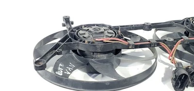 Volkswagen Eurovan 2002 2003 OEM FWD 2,8 L ventilador radiador motor Foto 1 de 4