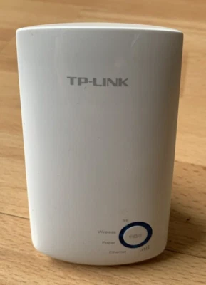 TP-LINK TL-WA850RE Universal Wireless Range Extender - White - Image 1 of 4
