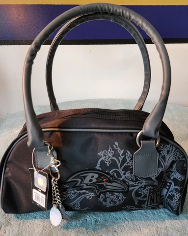 Baltimore Ravens womon's blackout style purse new (BOX Home) Cover