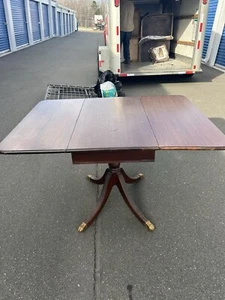 Brandt Furniture Sheraton Style Dropleaf Pedestal Dining Table - Picture 1 of 10