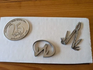 Lot of 3 Leatherman Multi-Tool Hat Pins - Picture 1 of 5