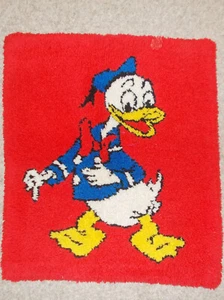 Donald Duck Riegel Haken Teppich - 28" x 32" - Vintage - Bild 1 von 3