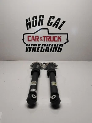 Par de amortiguadores traseros CTS V Series 2016 amortiguador 52252-OEM usado Foto 1 de 4