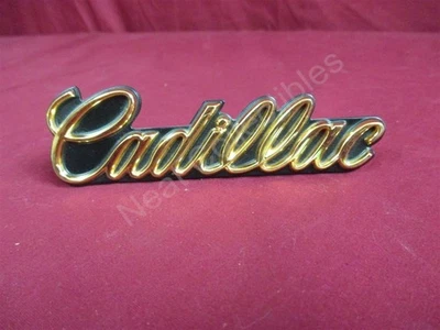 Nuevo de Lote Original Cadillac Deville Seville Brougham Eldorado Fleetwood Emblema de Rejilla Dorada  Foto 1 de 4