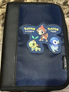 Custodia con cerniera da viaggio vintage 2007 Nintendo DS Pokemon diamante e perla - Foto 1 di 6