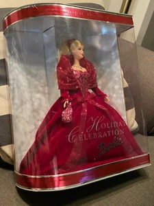 Muñeca Barbie 2002 edición especial de celebración rubia caucásica sin precio base nueva - Imagen 1 de 3