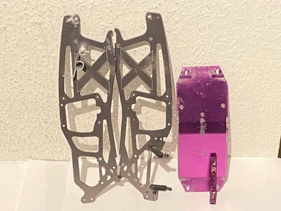 1:8/Nitro(Verbrenner)HPI-Savage X Chassis-Seitenteile(2,5 mm)Unterfahrschutz. - Bild 1 von 4