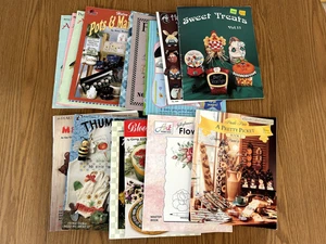 Lot of 18 Craft/Painting Magazines/Pamphlets- Various Types/Methods-  7 - Picture 1 of 4