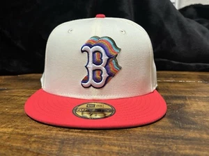 BOSTON RED SOX Bianco Cromo Rosso Lava Multi Cascading NUOVA ERA MONTATO 7 5/8 GrigioUV - Foto 1 di 19