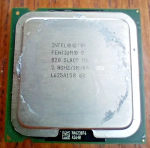 Intel SL8CP 2.8GHz Socket 775 LGA775 Pentium D 820 CPU Processor - Zdjęcie 1 z 1