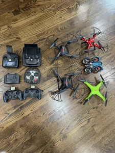 ESTATE LOT 5 DRONE+CAMERA+EX  PART ROBOT TOY FLY DRONE+5 R/C RESALE W CONTROLER - Picture 1 of 10