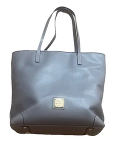 Dooney & Bourke Leder Tasche grau Farbe rot Futter modern - Bild 1 von 5