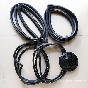66-70 TOYOTA COROLLA KE10 KE11 2door sedan set complete weatherstrip 5PCs seal - Picture 1 of 2