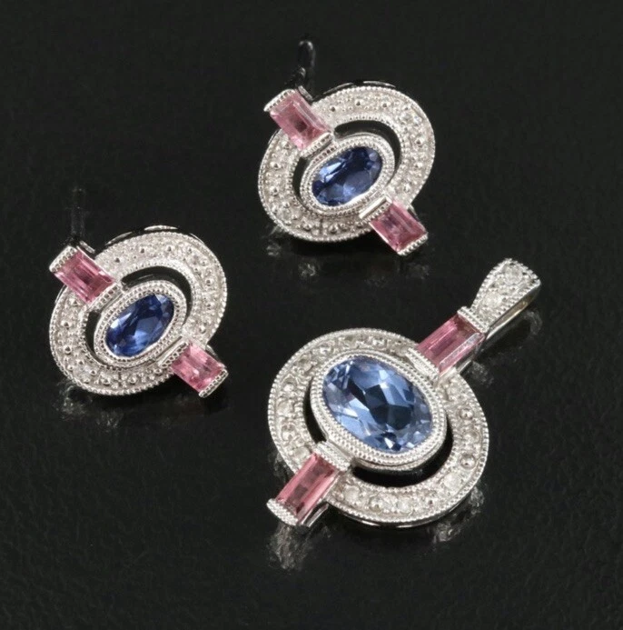 Juego de aretes y colgantes de diamantes y zafiro azul turmalina rosa de oro blanco de 14k Foto 1 de 4